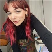 Laureanda impartisce lezioni di italiano e materie umanistiche, diplomata con il massimo dei voti!